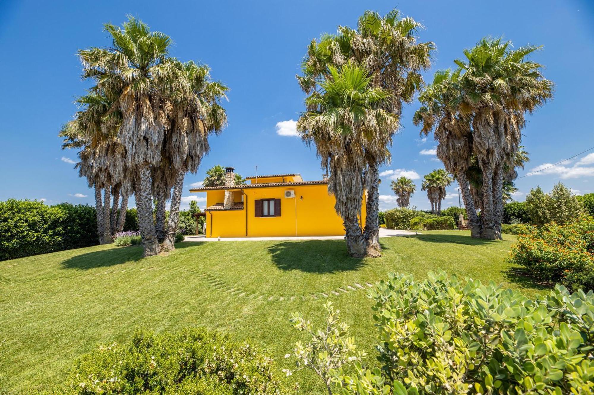 Villa Esmeralda Taviano  Exterior photo